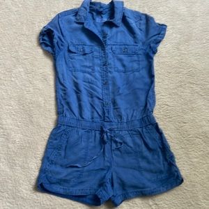 Vineyard vines classic blue romper. Size 00. EUC. Worn twice. Soft and comfy.